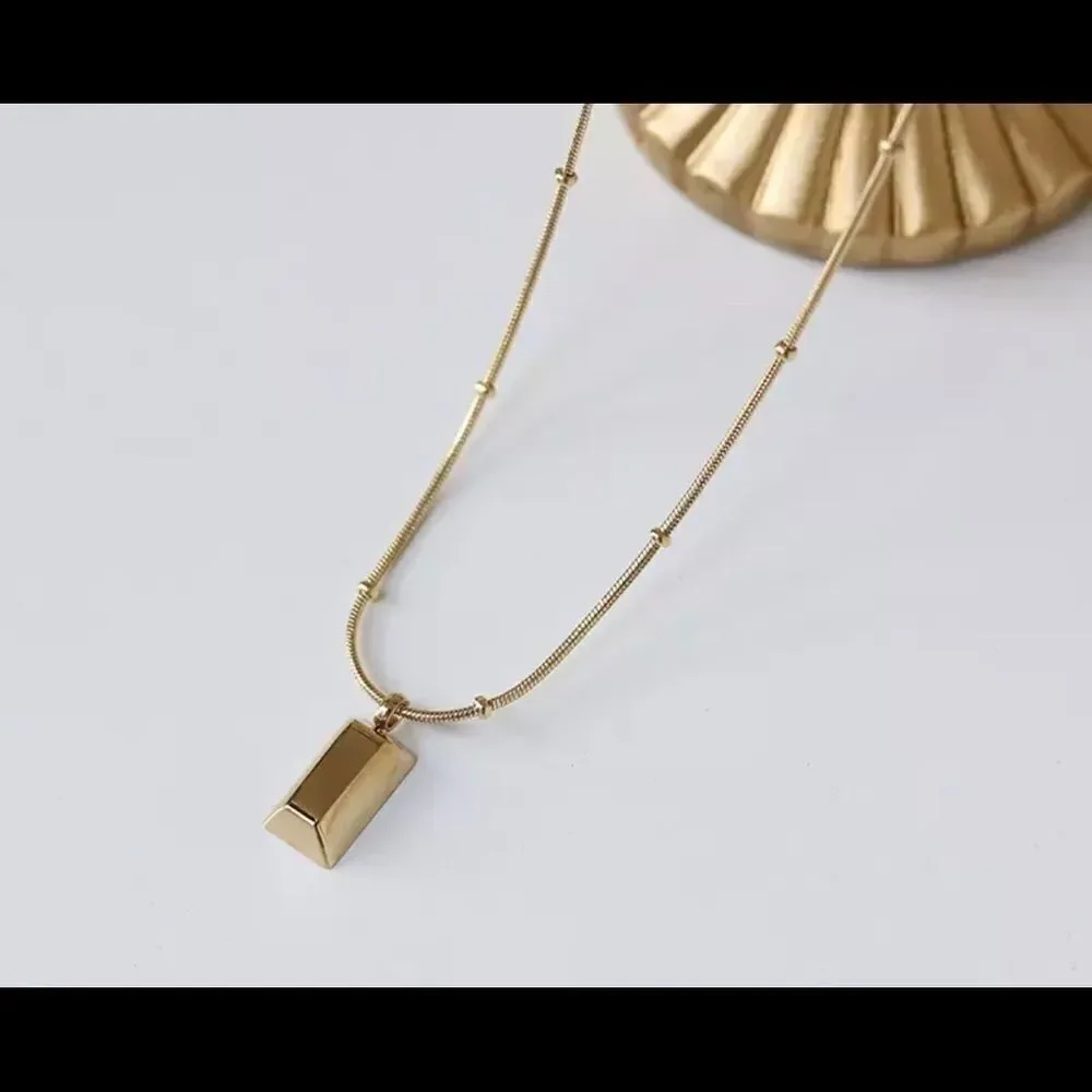 MINIMALIST SS GOLD BRICK PENDANT